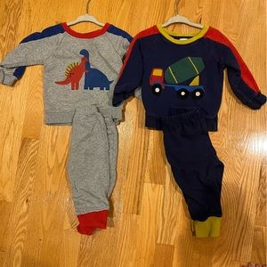 Hanna Andersson sweat suits - set of 2